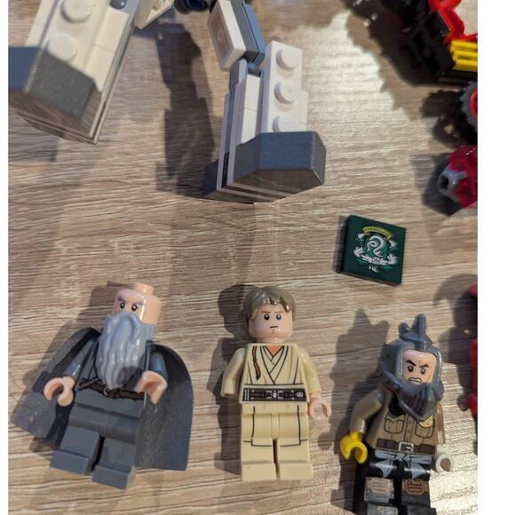 LEGO Minifigure Lot Luke Skywalker Praetorian Guard LED Brick and More - Picture 4 of 5